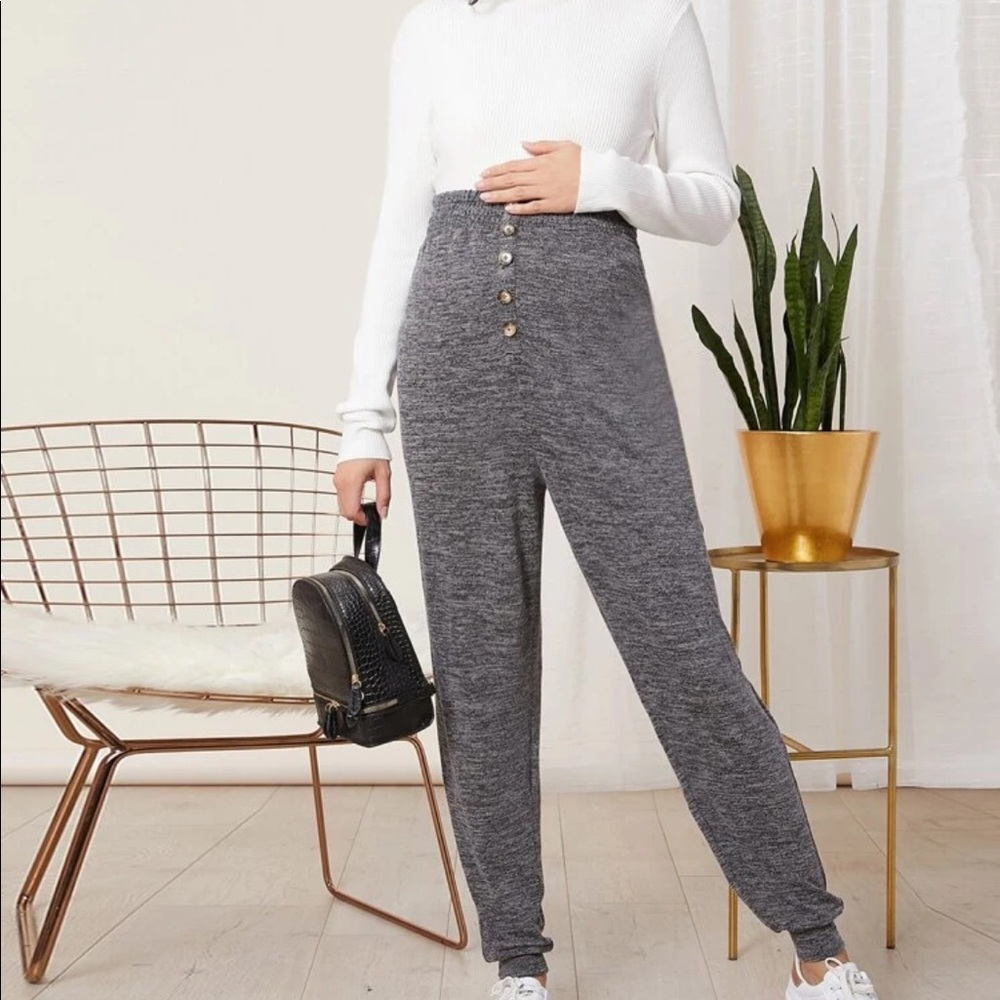 Maternity High-Waisted Sweatpants